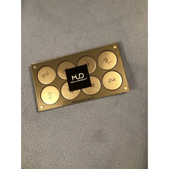MUD Make-up designory Gold Multi-color Foundation Palette NEW - Picture 12 of 15